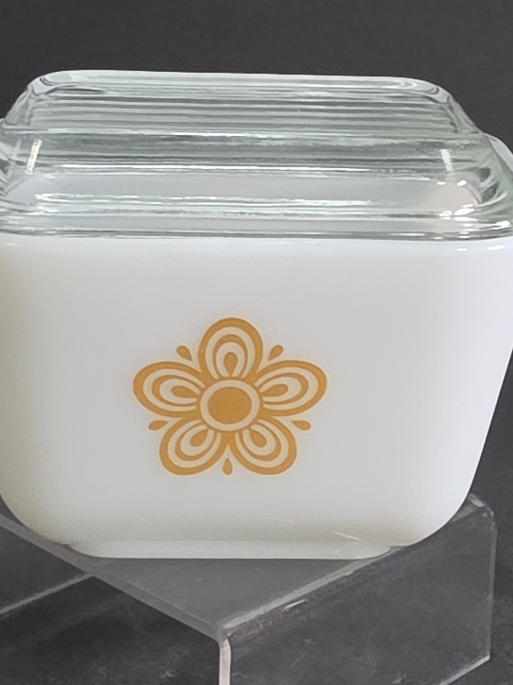 PYREX Butterfly Gold Refrigerator Dish With Lid 501-B ~ Excellent Condition - Picture 4 of 12